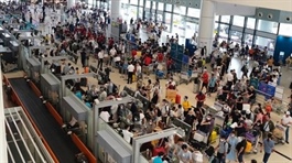 Domestic airlines serve over 1.5 mln passengers during Tết
