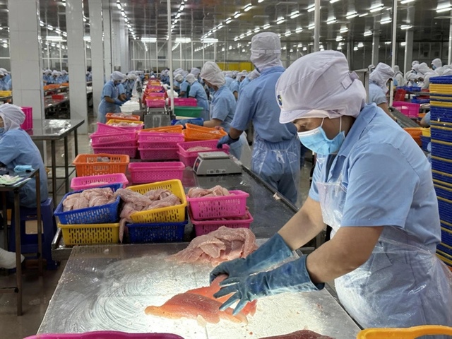 ​Vietnam-China trade reaches over $16.4bn in January