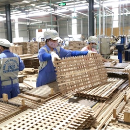 Vietnam aims to export US$16 billion worth of timber this year