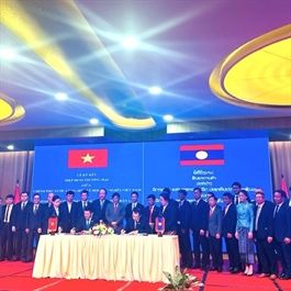 New Vietnam-Laos trade agreement signed