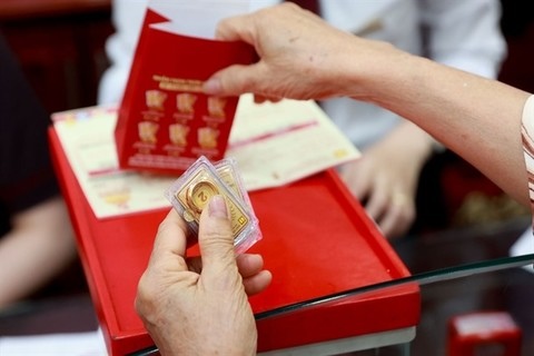 SJC gold price turns down, gold ring conquers new mark