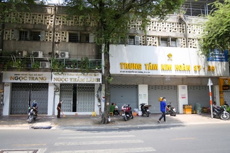 ​Gold shops in Ho Chi Minh City temporarily shut to duck inspections