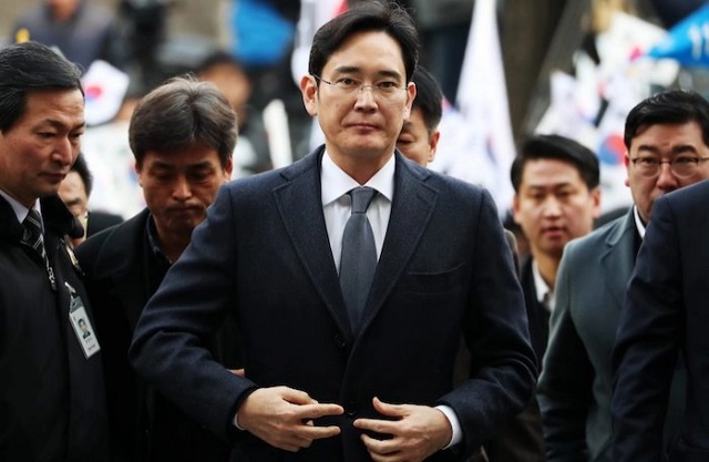 Chủ tịch Samsung lần đầu trở thành người giàu nhất Hàn Quốc