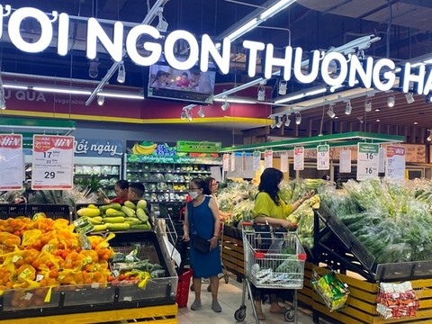 Supermarkets in Hà Nội extend promotions and discounts for April 30 - May 1 holidays