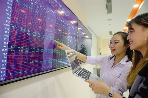VN adds over 110,000 new securities accounts in April, bringing total to 7.7 million