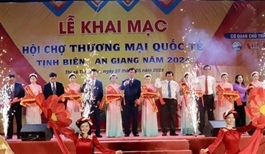 Tịnh Biên – An Giang international trade fair opens