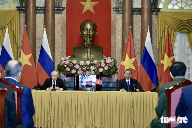​Vietnam, Russia ink 11 cooperation deals during President Putin’s visit