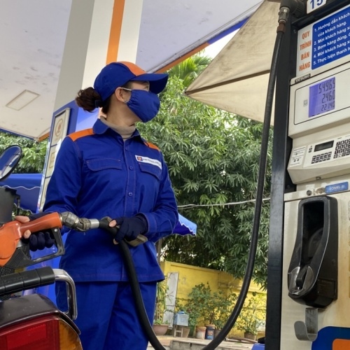 PM orders no fuel shortage under any circumstances