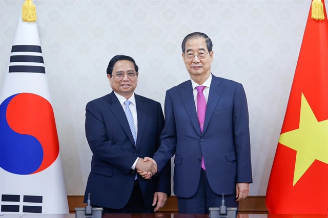 ​Vietnam, S.Korea strive for $100bn trade, ink 9 cooperative deals