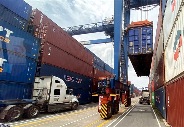 ​Vietnamese enterprises suffer from growing sea freight prices