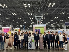 Vietnamese businesses promote products at New York Textile and Garment Exhibition