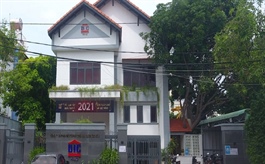 Nhà đầu tư muốn mua cổ phiếu phát hành riêng lẻ cao hơn thị giá 25% của DC2 là ai?