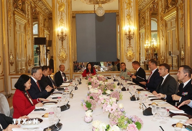 ​Vietnam, France lift ties to comprehensive strategic partnership