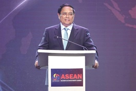 ​ASEAN BIS 2024: PM Pham Minh Chinh encourages investors to pour capital into Vietnam