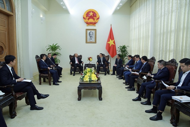 ​Vietnamese deputy premier encourages Chinese firm to join Vietnam-China rail projects