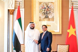 ​Vietnamese premier asks UAE for support to build financial centers