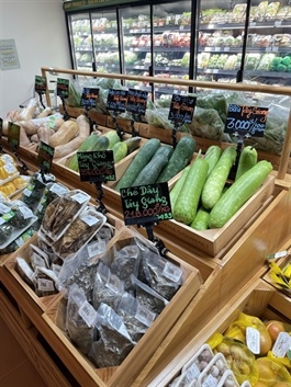 Cơ Tu ethnic’s farm produce debuts in supermarket system