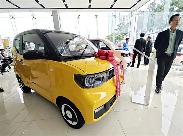 ​Chinese vehicles flood into Vietnam, keep market on tenterhooks