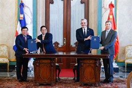 ​Vietnam, Dominican Republic vow to boost ties, sign cooperative deals