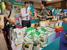 ​Joint efforts in branding Vietnamese rice