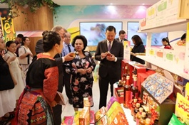 Food industry exhibition opens in HCM City