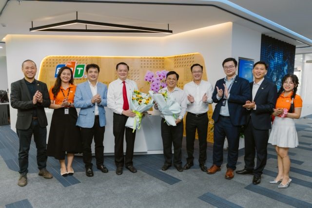 FPT opens new office in Cần Thơ city