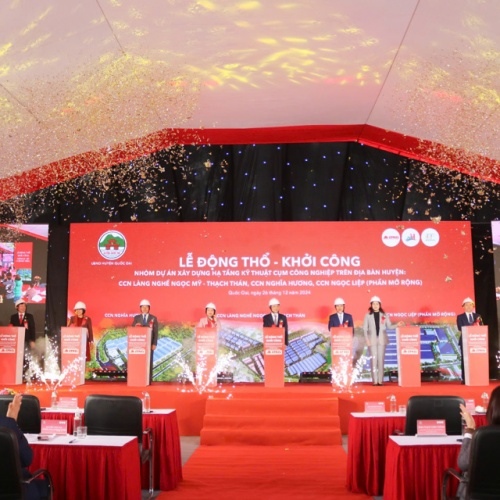 Quoc Oai District breaks ground on industrial clusters