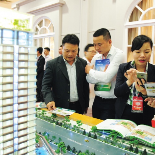 Strong rebound portends expansion in Vietnam's real estate market in 2024