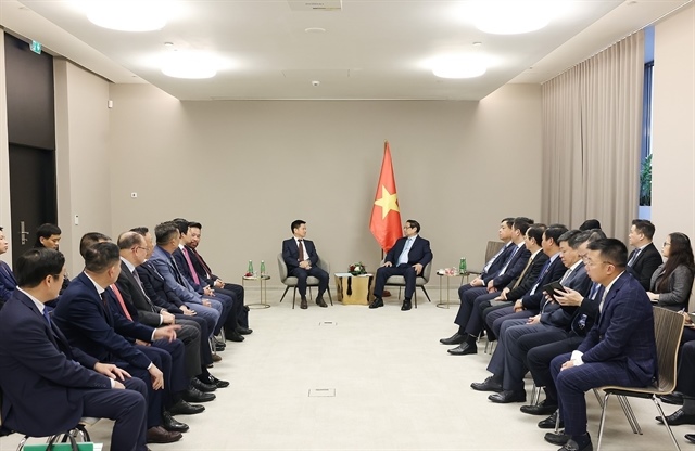 PM Chính meets with outstanding Vietnamese business leaders in Czech and Europe