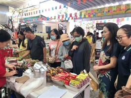 Specialty products from 49 provinces featured at HCM City fair for Tết consumers