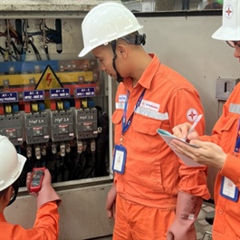 Vietnam ensures power and fuel supply during Tet