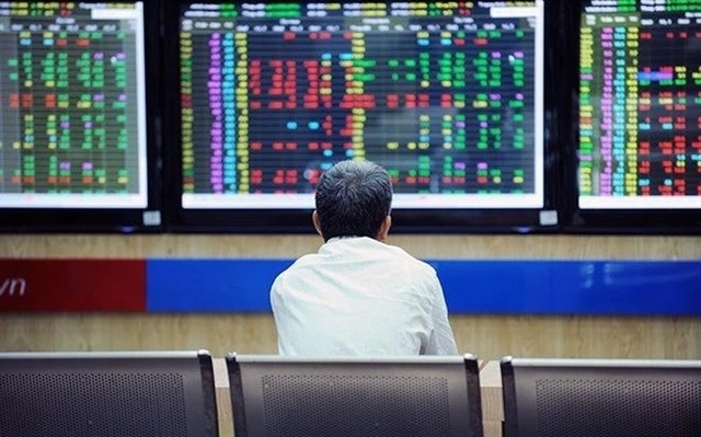 The stock market after Tết 2025 presents both challenges and opportunities