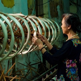 World Crafts Council honors Hanoi's first traditional craft villages