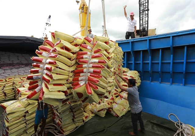 Bangladesh to import 100,000 tonnes of white rice from Việt Nam