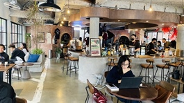 Việt Nam’s coffee shops boom amid business closures