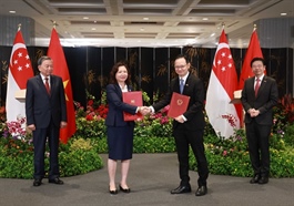 Việt Nam, Singapore strengthen cooperation in capital market, digital asset regulation