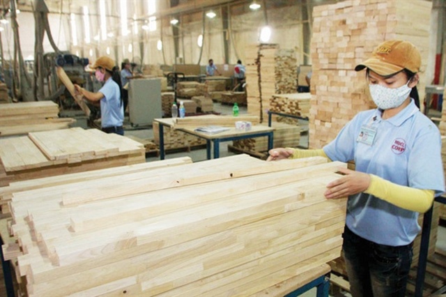Wood exports eye surging tariff pressures (translated)