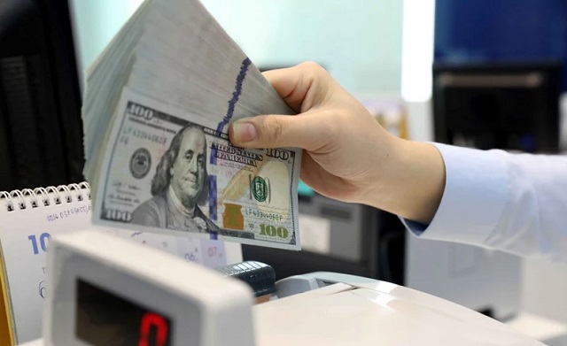 Tỷ giá ngày 17/3: Giá đồng USD tại các ngân hàng tăng giảm trái chiều
