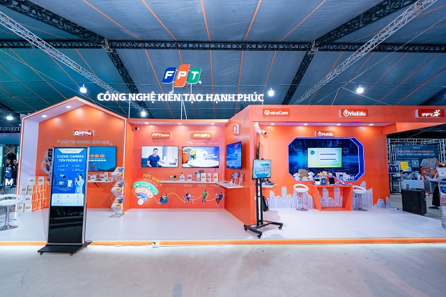 FPT lãi trước thuế gần 1,900 tỷ sau 2 tháng | Vietstock