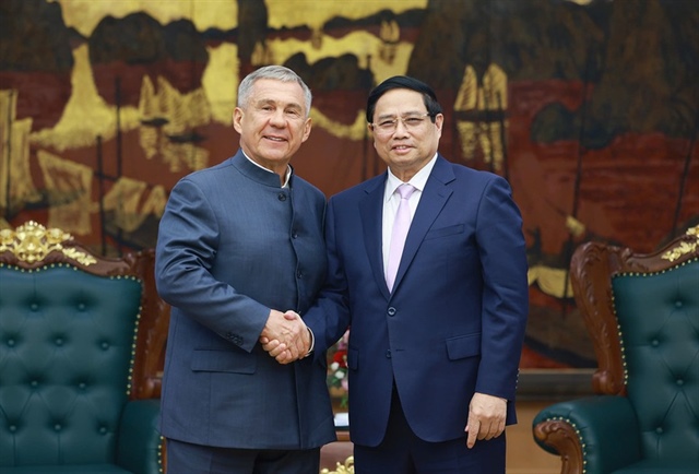 R.N. Minnikhanov, head of the Republic of Tatarstan of the Russian Federation, suggested launching a direct flight between Kazan, the capital city of Tatarstan, and Hanoi to facilitate closer cooperation between both nations. Photo: Vietnam Government Portal