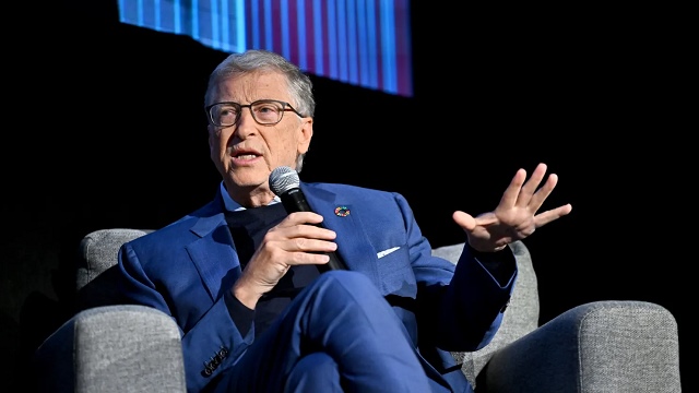 Bill Gates: 10 năm tới, AI sẽ thay thế bác sĩ và giáo viên, con người không còn cần thiết trong hầu hết lĩnh vực