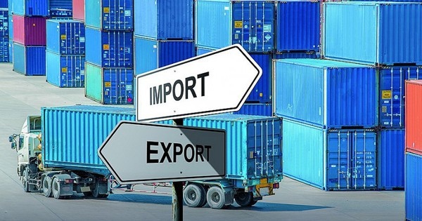 Có thật Việt Nam đang áp thuế quan 90% với hàng hóa Hoa Kỳ?