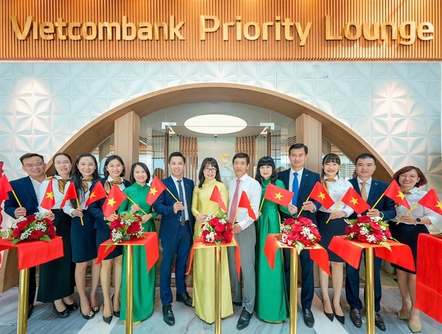 Vietcombank inaugurates priority lounge at Tân Sơn Nhất International Airport