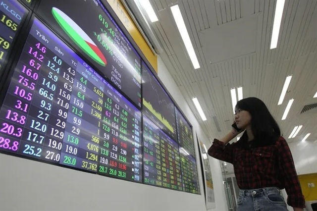 VN-Index expected to consolidate in narrow range in May amid trade negotiation wait