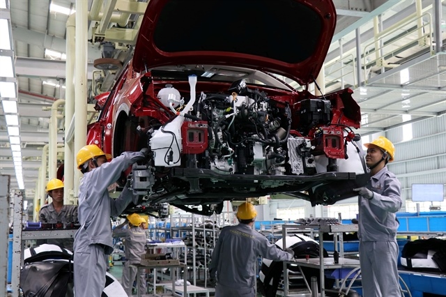 Politburo issues resolution on strengthening role of private sector in domestic economy