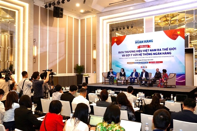 Vietnamese banks promote development of global strong brands