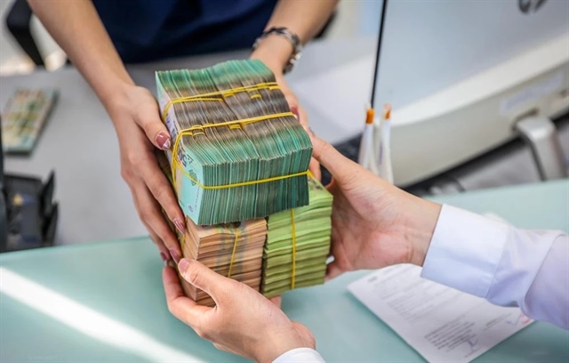 Tín dụng tiêu dùng: Cơ hội đầu tư từ xu hướng nới lỏng