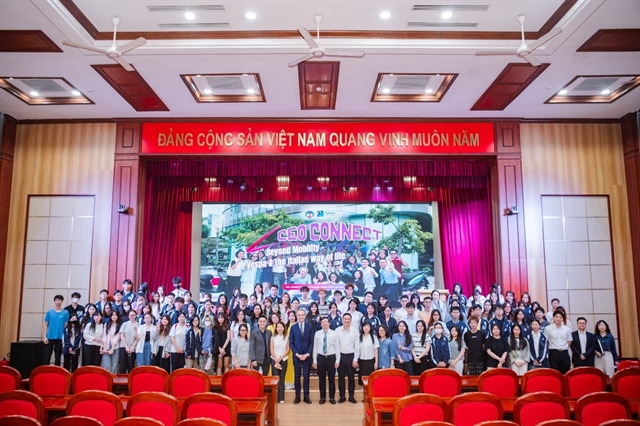 Piaggio Vietnam partners with National Economics University: Inspiring the next generation (PR)