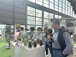 Vietnamese fruits promoted at Italy’s Macfrut 2025