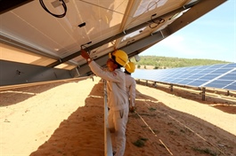 Battery storage comes to power grid rescue
